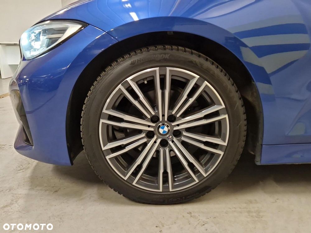 BMW Seria 3 320d xDrive mHEV M Sport sport - 10