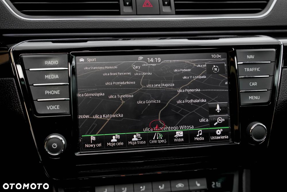 Skoda Superb 2.0 TSI DSG L&K - 27