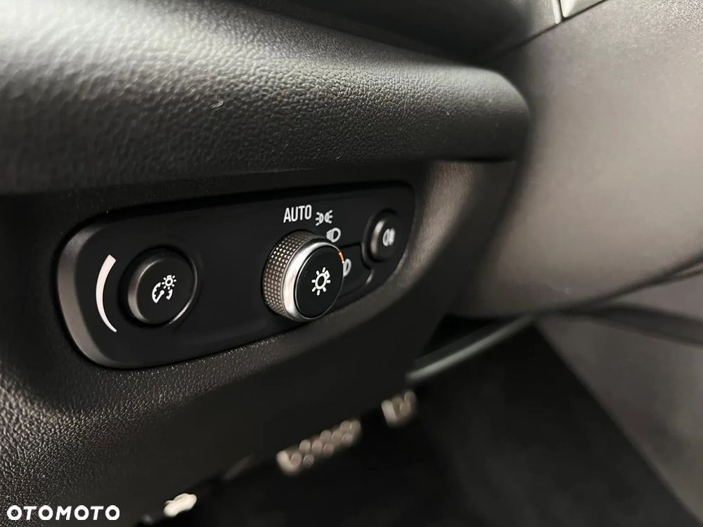 Opel Insignia 2.0 CDTI Innovation S&S - 20