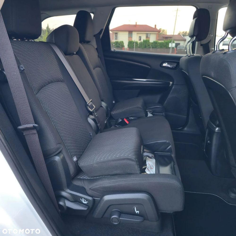 Fiat Freemont 2.0 Multijet 16V DPF Urban - 28