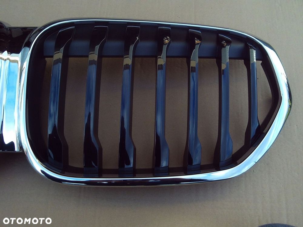 ATRAPA GRILL BMW X1 F48 8493450 8493451 NOWY LCI LIFT - 2