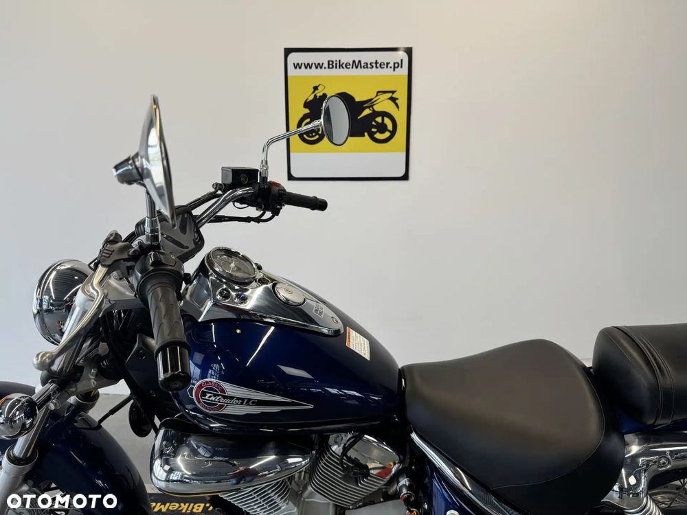 Suzuki Intruder - 20