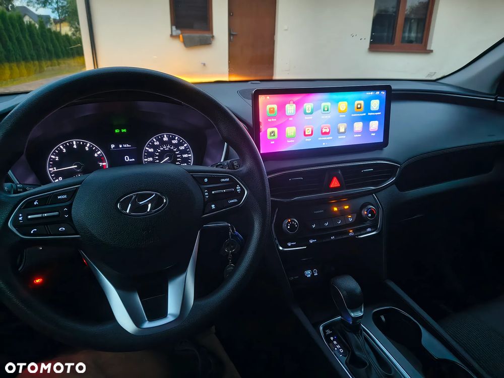 Hyundai Santa Fe - 25