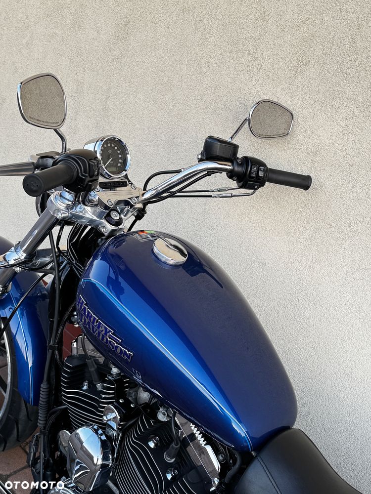 Harley-Davidson Sportster Custom 1200C - 28