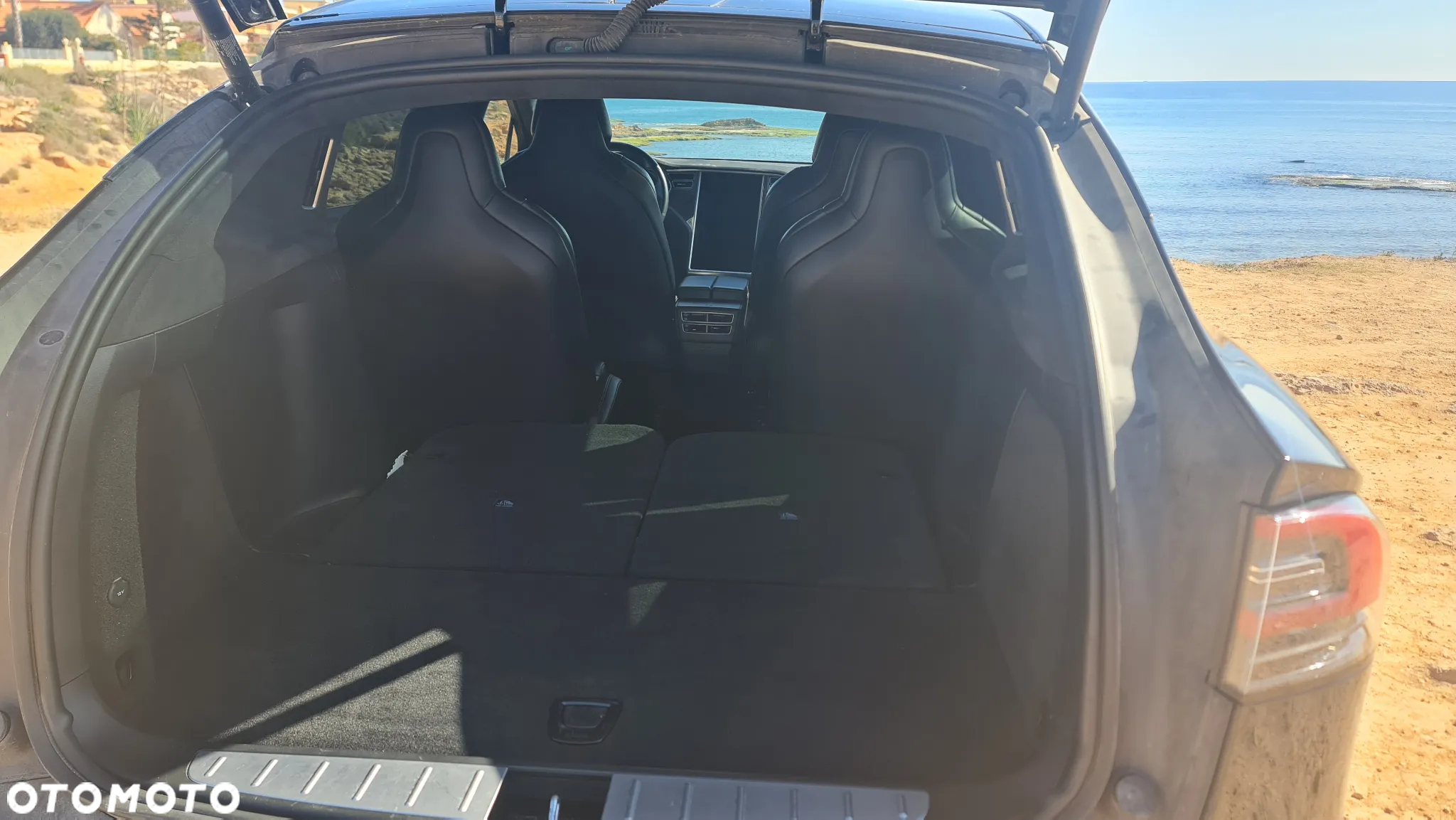 Tesla Model X 90D Allradantrieb - 17