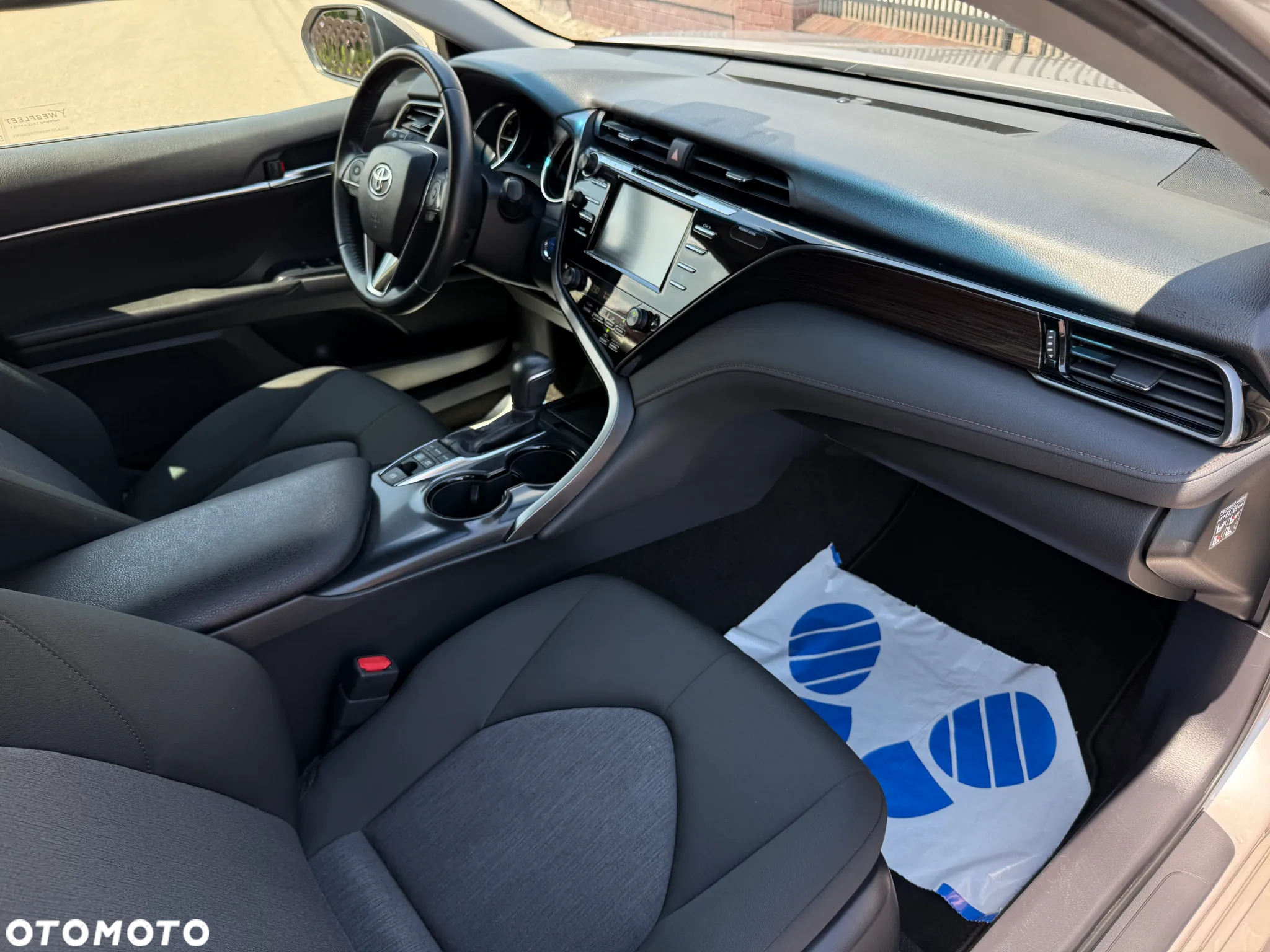 Toyota Camry 2.5 Hybrid Comfort CVT - 13