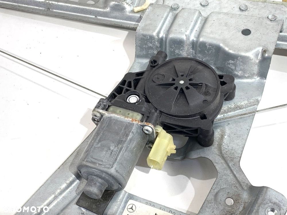 PODNOŚNIK SZYBY LEWY PRZÓD  MERCEDES-BENZ SPRINTER 3,5-t Tourer Bus (B907) 2018 - 2022 317 CDI - 3