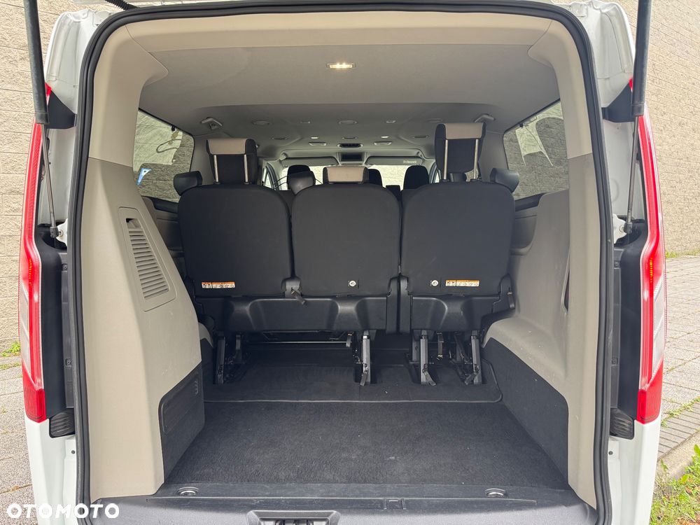 Ford Transit Custom 310 L2H1 Limited - 29