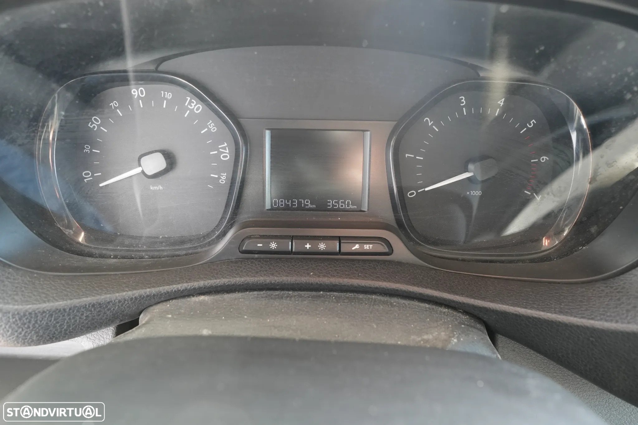 Opel Vivaro Maxi Longa 1.5CDTI 102cv L3H1 - 12