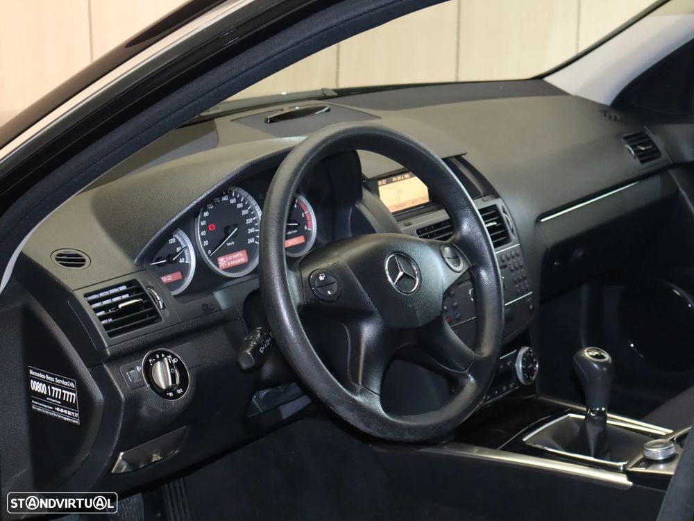 Mercedes-Benz C 220 Station CDI DPF BlueEFFICIENCY Elegance - 17