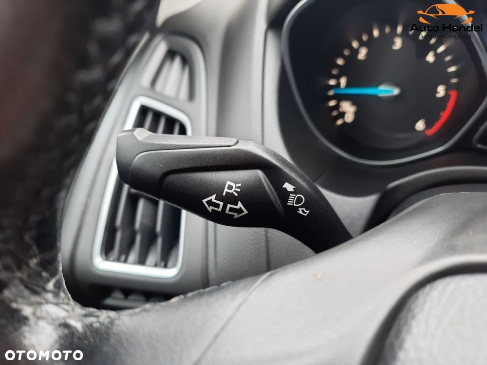 Ford Focus 1.5 EcoBlue Start-Stopp-System TITANIUM - 26