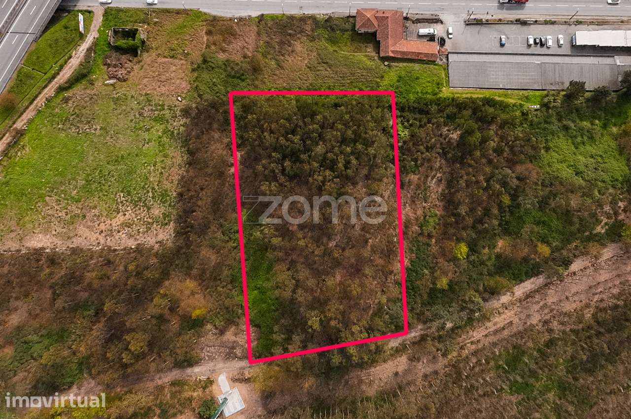 Terreno Urbano 3.532m2 - Grande imagem: 4/24