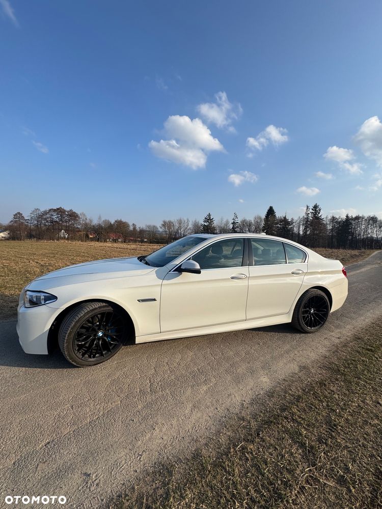 BMW Seria 5 535i xDrive Sport-Aut Luxury Line - 4