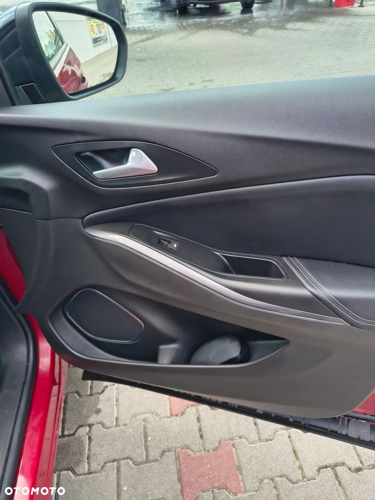 Opel Grandland X - 12