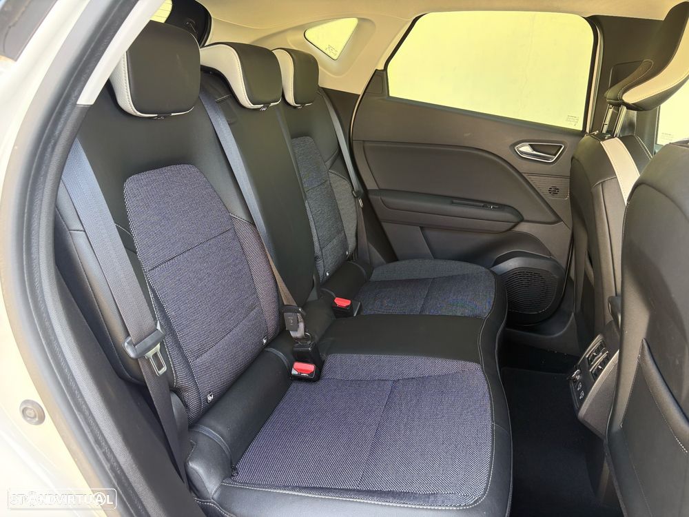 Renault Captur 1.5 dCi Exclusive - 24