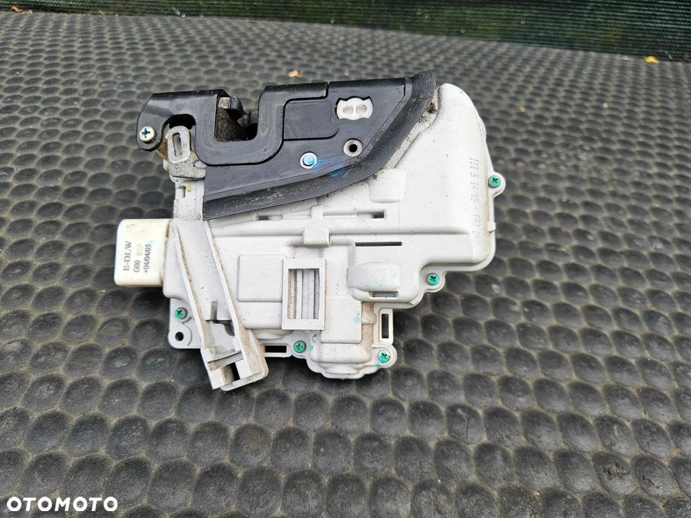 Zamek Drzwi 4F1837015 4F1837016 Rygiel Lewy Prawy Przod Przedni Europa Audi A6 C6 A3 8P - 15