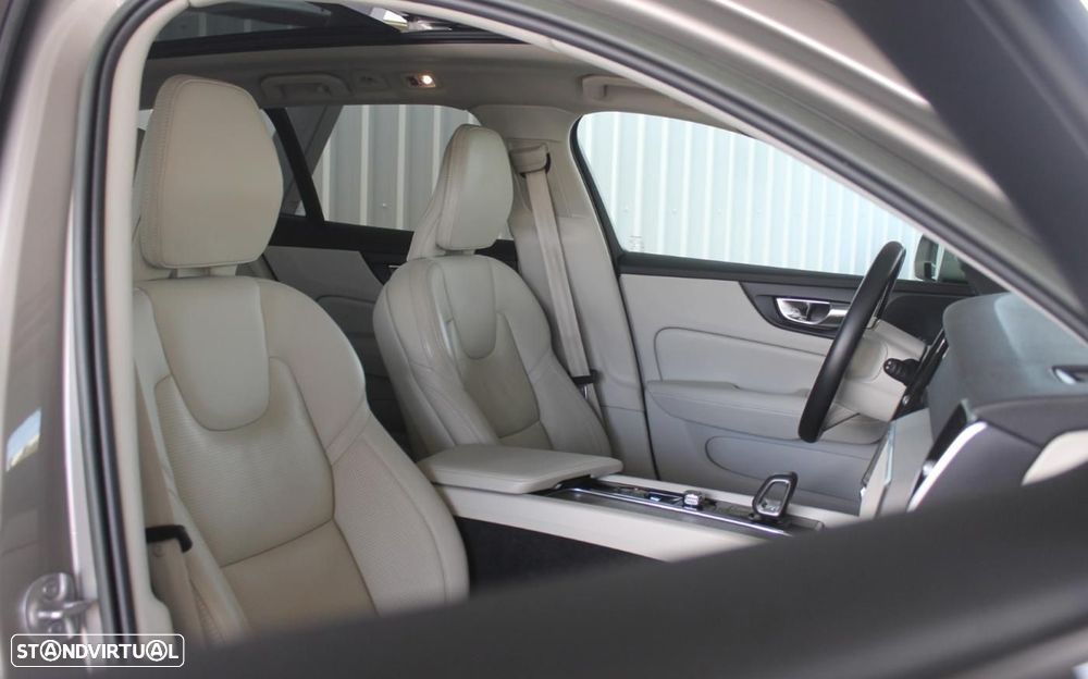 Volvo V60 Cross Country 2.0 B4 Geartronic - 13