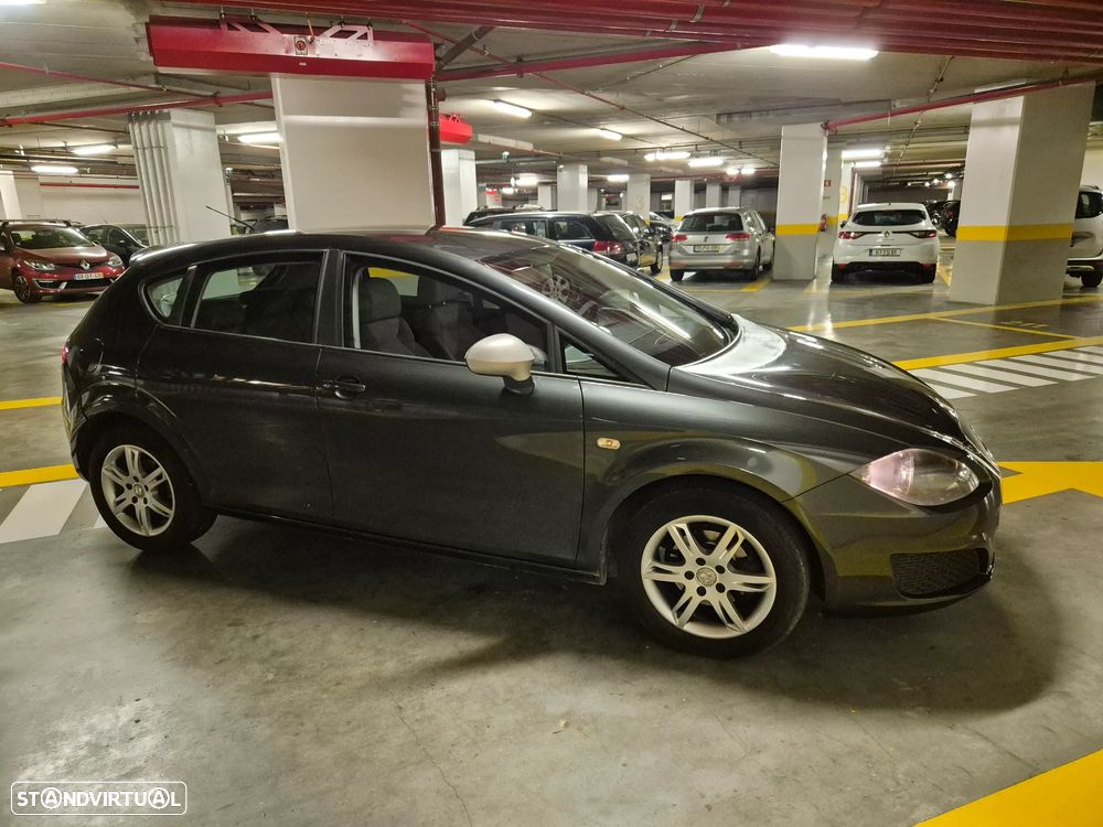 SEAT Leon 1.6 TDI DPF E-Ecomotive Style - 8