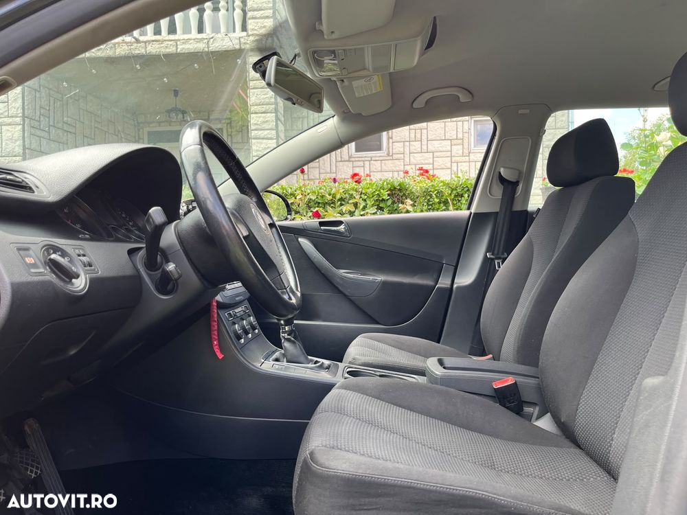 Volkswagen Passat 1.9 TDI Comfortline - 17