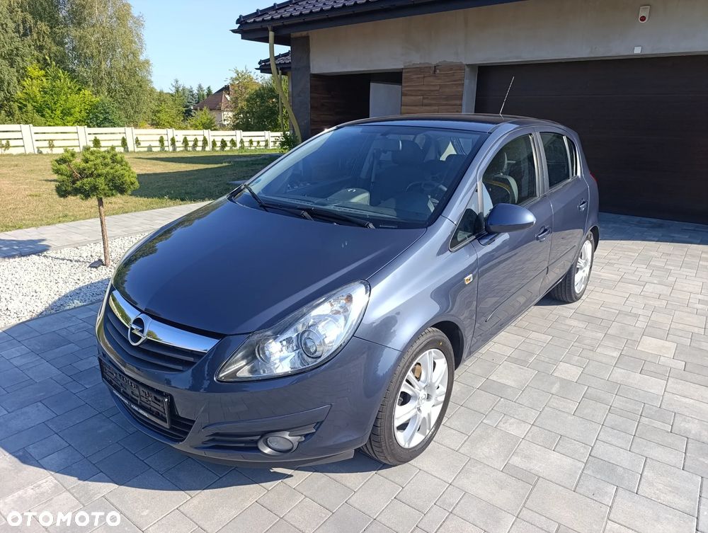 Opel Corsa 1.4 16V Cosmo - 1