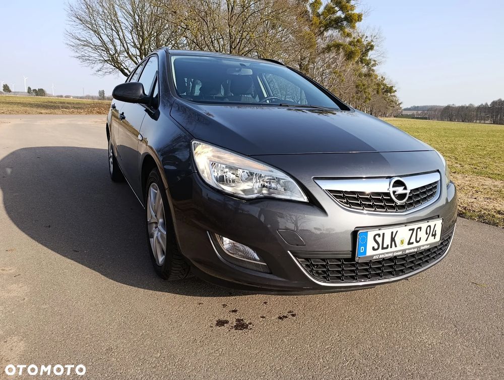Opel Astra 2.0 CDTI DPF Sport - 11