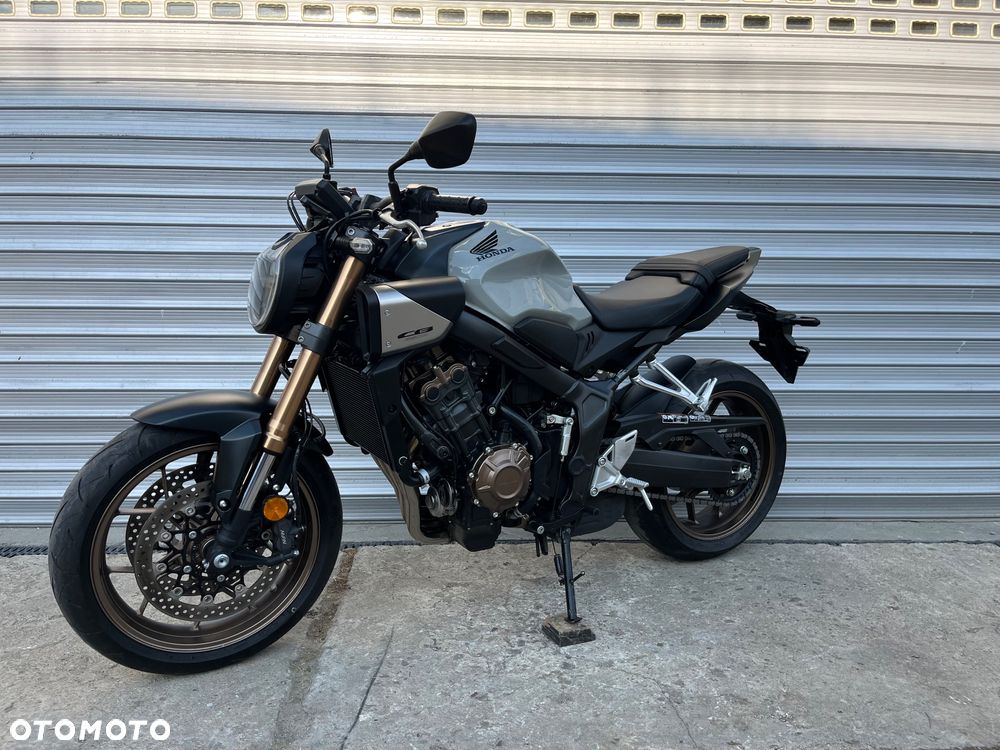 Honda CB - 39