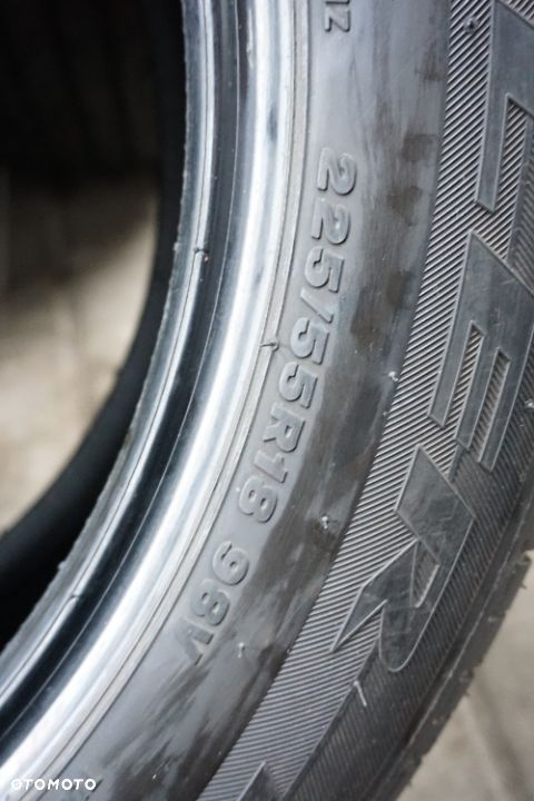 Bridgestone Dueler H/P 225/55 18 98V 2020r 7,1 - 9