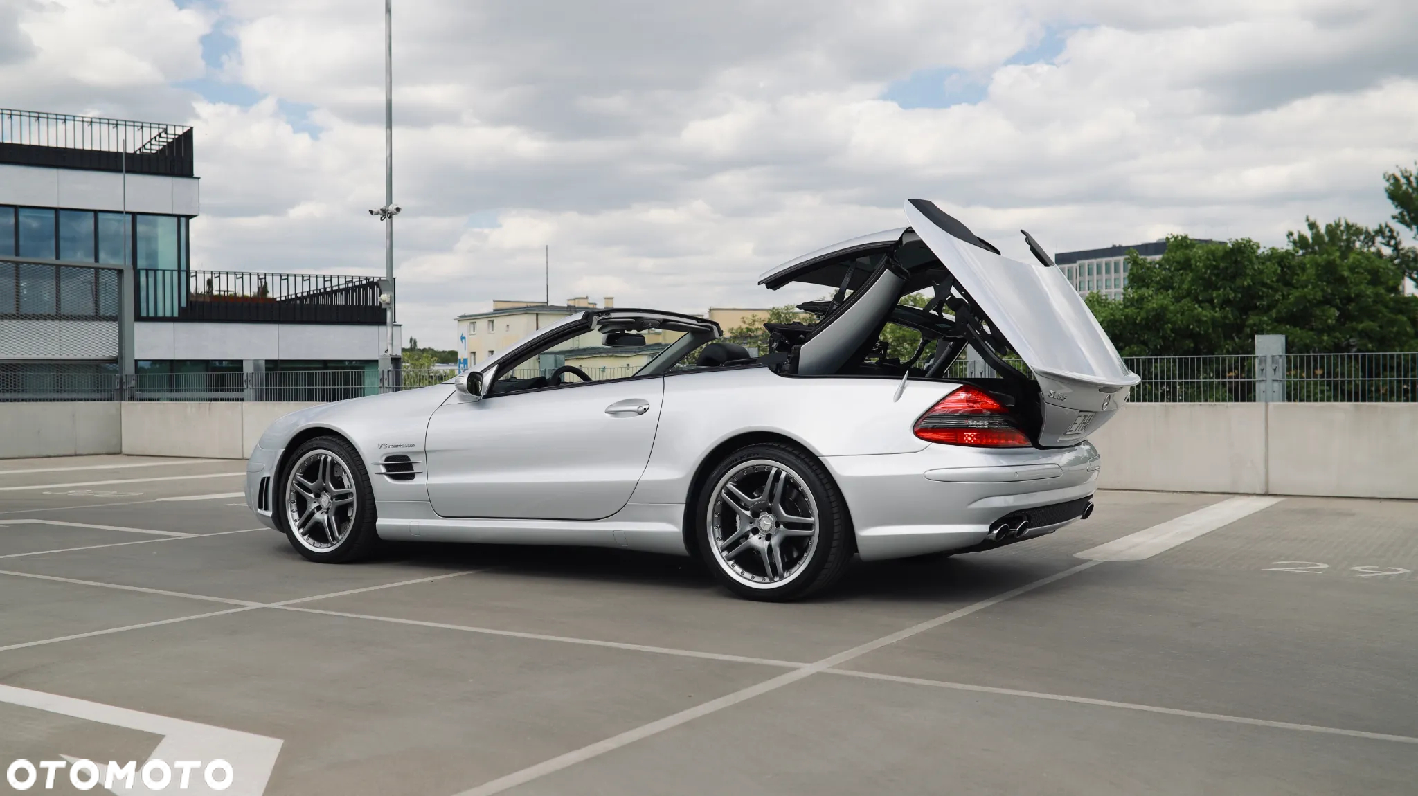 Mercedes-Benz SL - 12