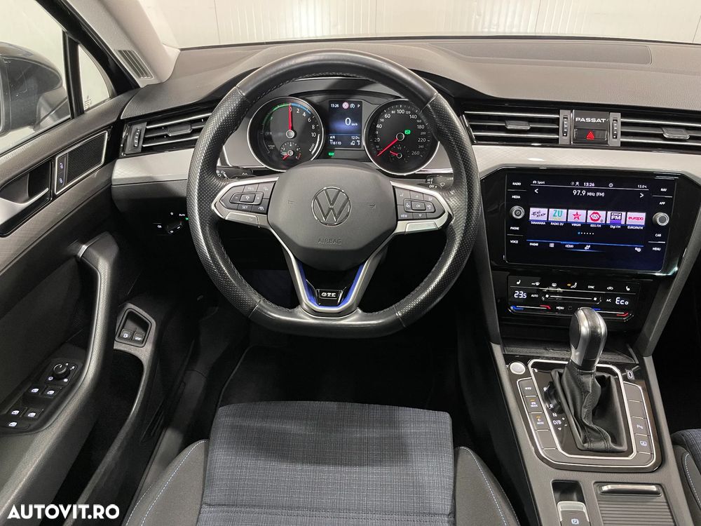 Volkswagen Passat - 6