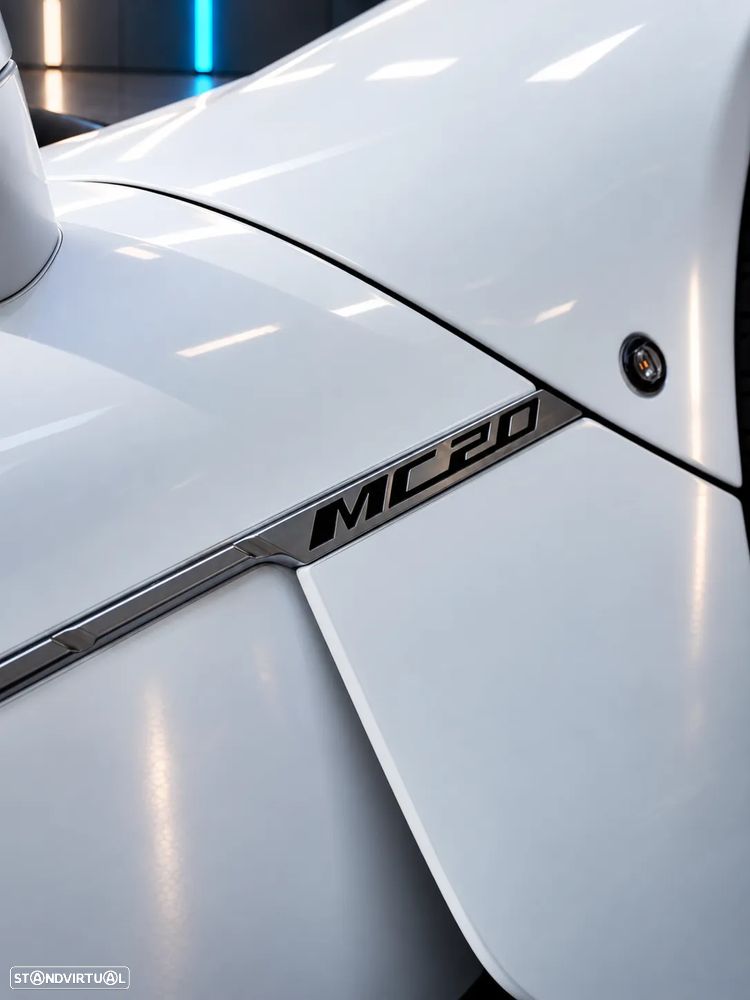 Maserati MC20 - 12