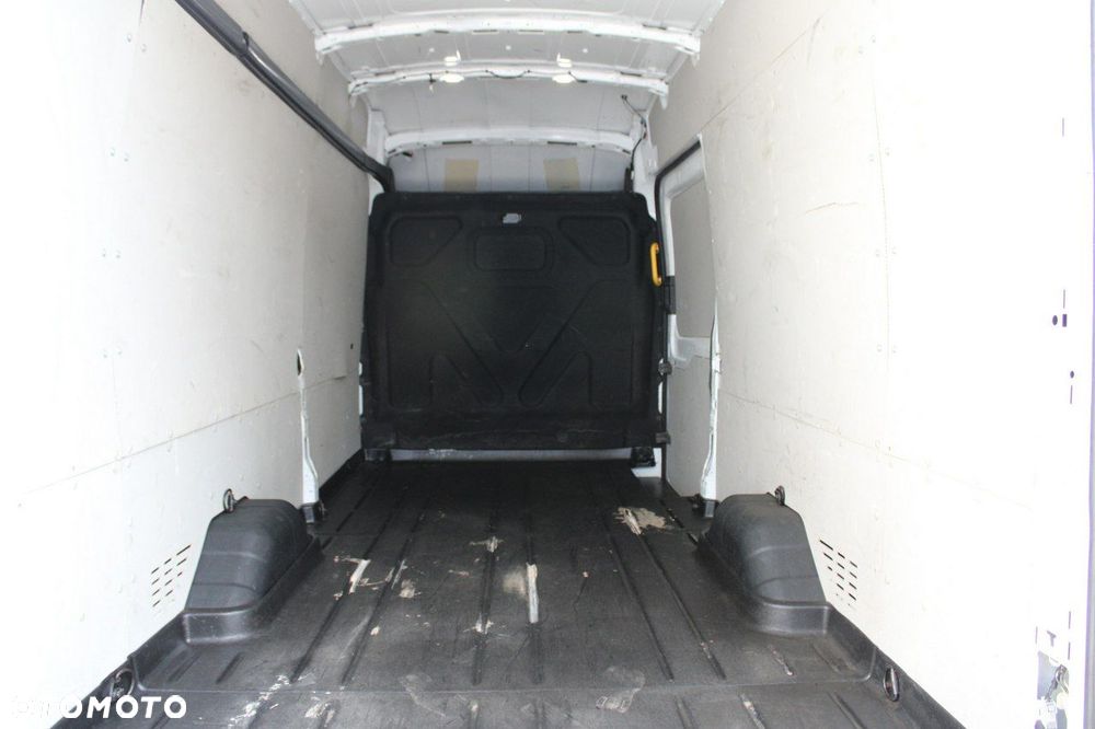 Ford Transit - 24