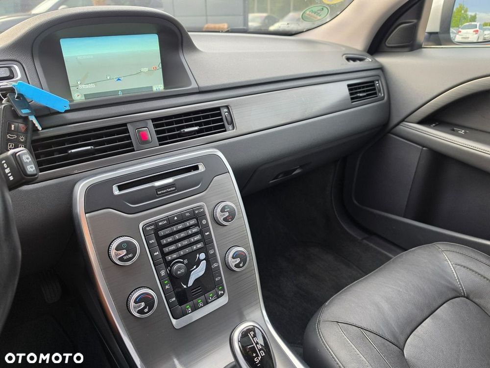 Volvo V70 - 36