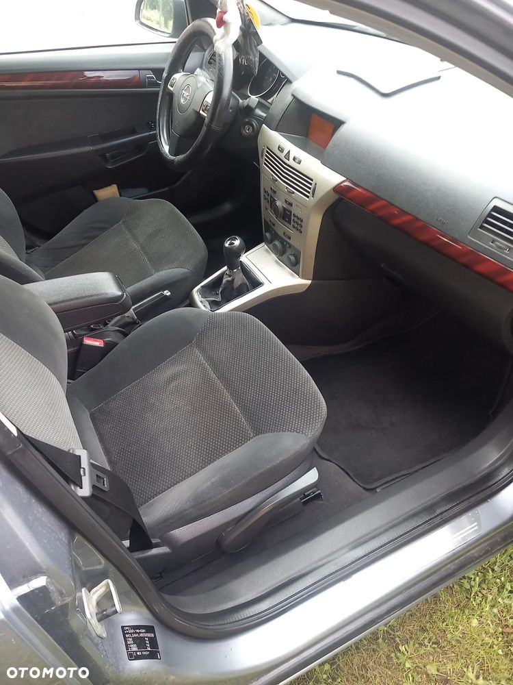 Opel Astra - 8