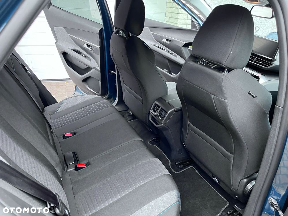 Peugeot 3008 PureTech 130 Stop & Start Active - 11