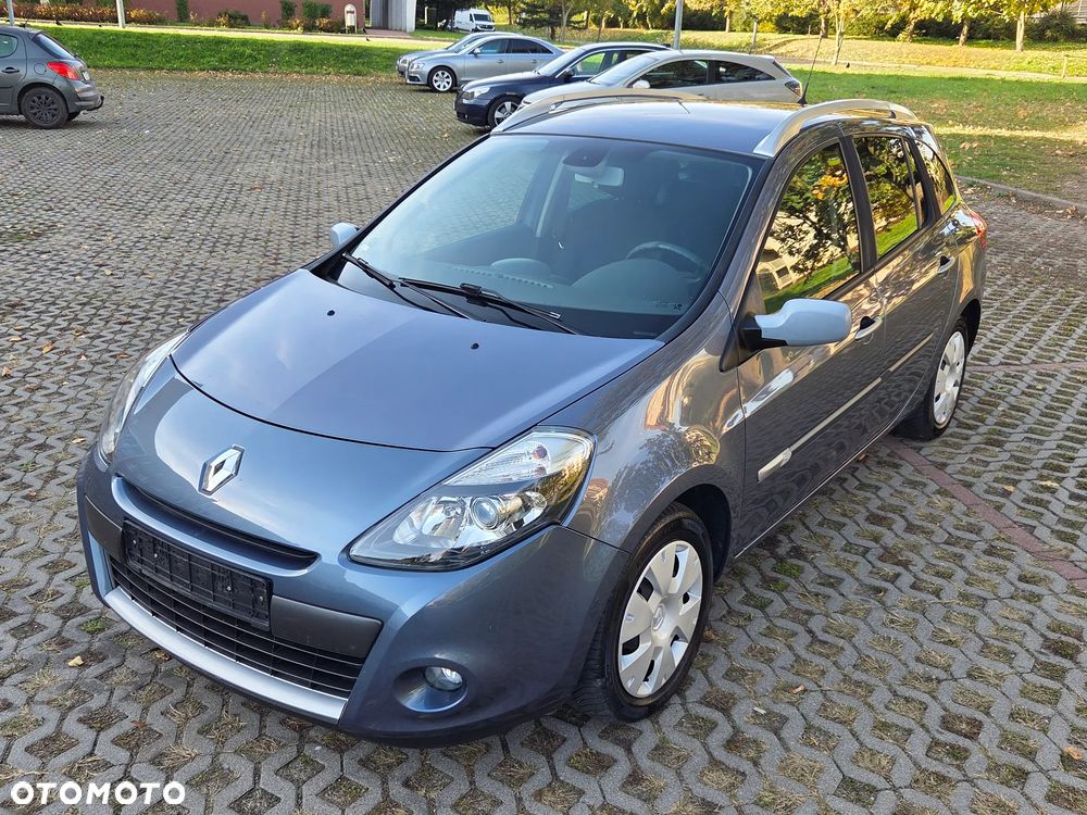 Renault Clio - 19