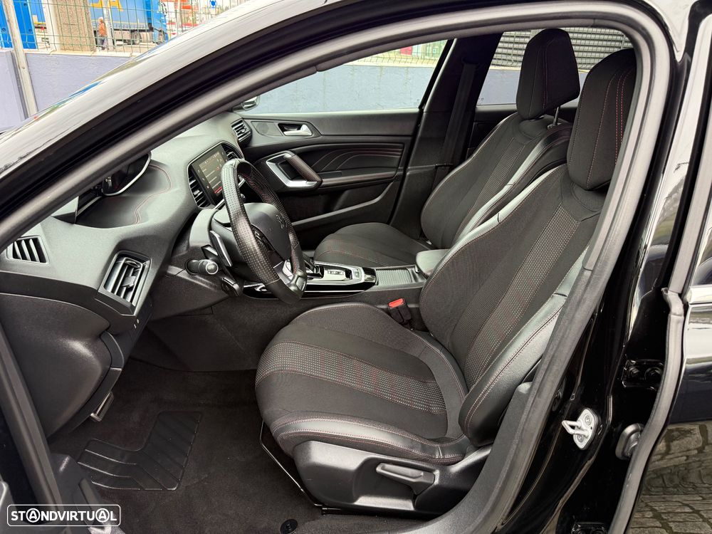 Peugeot 308 SW BlueHDi 130 EAT8 Stop & Start GT - 24