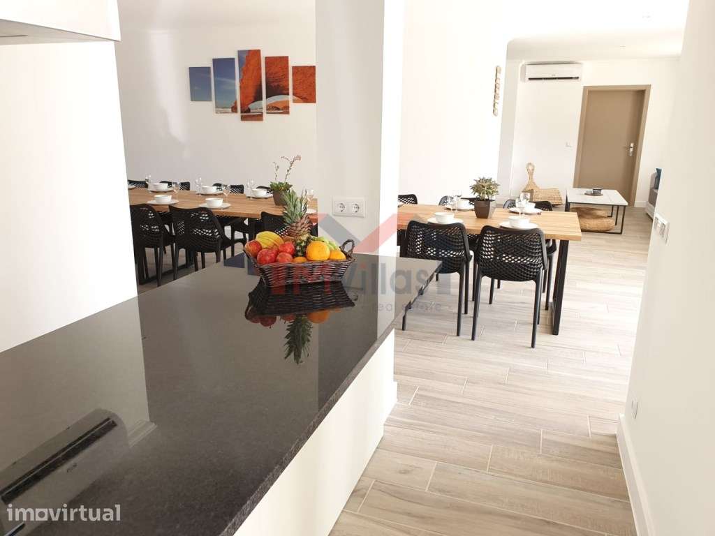 Conjunto de 4 moradias com 14 quartos e piscina - Loulé - Grande imagem: 4/40