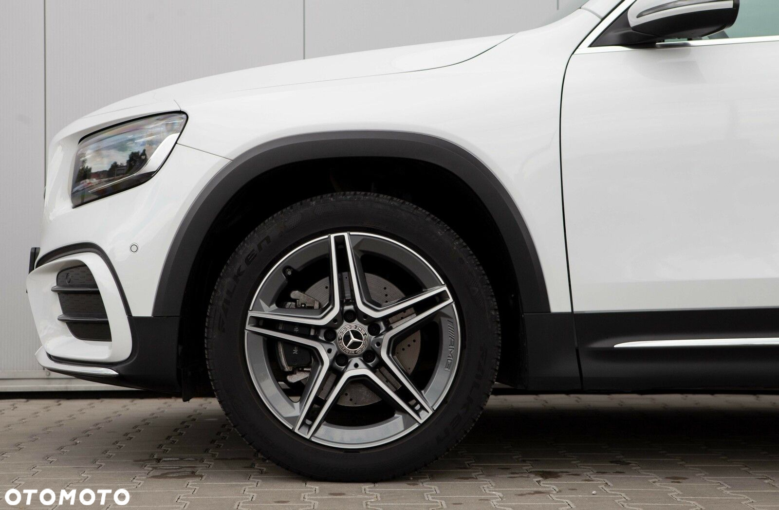 Mercedes-Benz GLB 200 AMG Line 7G-DCT - 9