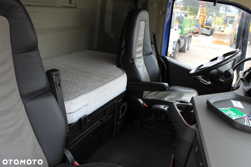 Volvo FH 540 6x2 z Niemiec - 13