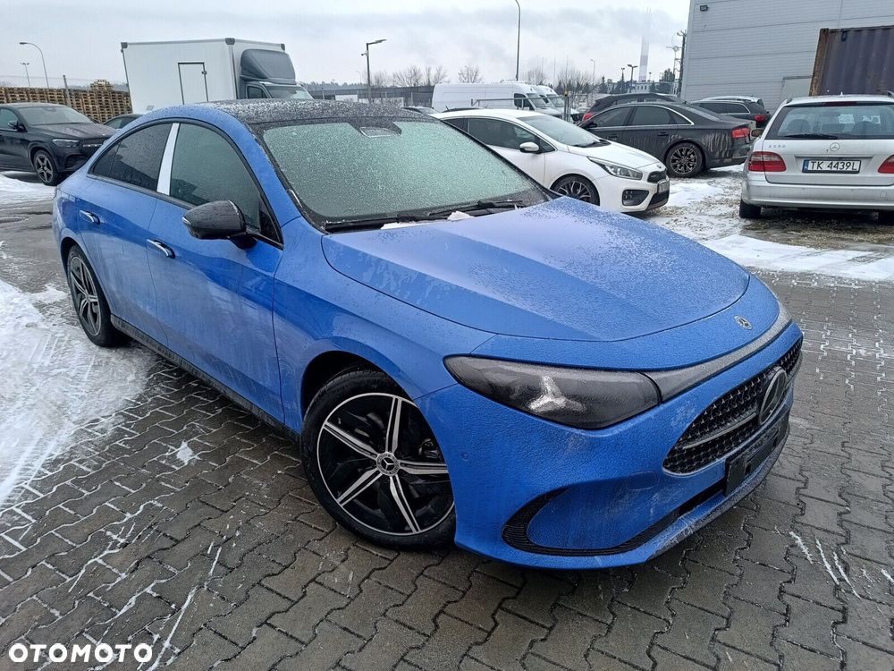 Mercedes-Benz CLA - 2