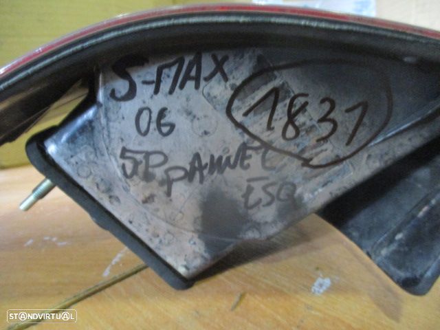 Farol Tras STOP1831 FORD S MAX 2006 5P ESQ HELLA - 1