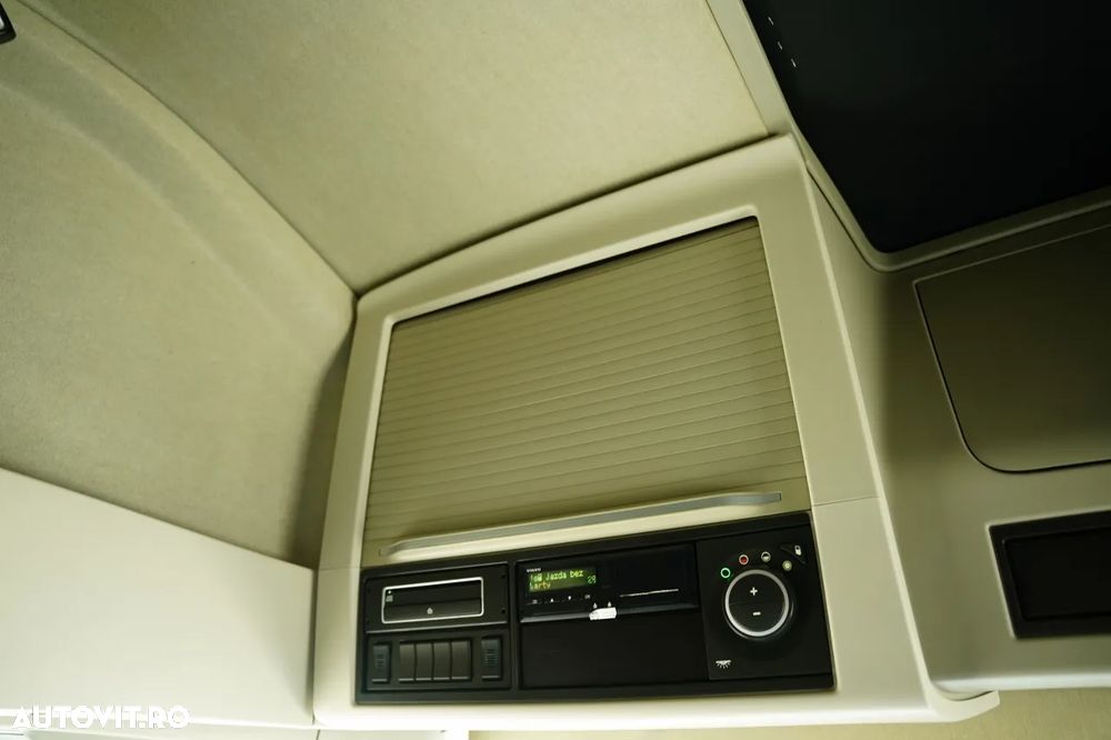 Volvo FH 460 / CORTINĂ / I-SAVE / I-PARK COOL / PUNTE RALEVICABILĂ / DIRECȚIE / CORTINĂ RANFORSATĂ - 31