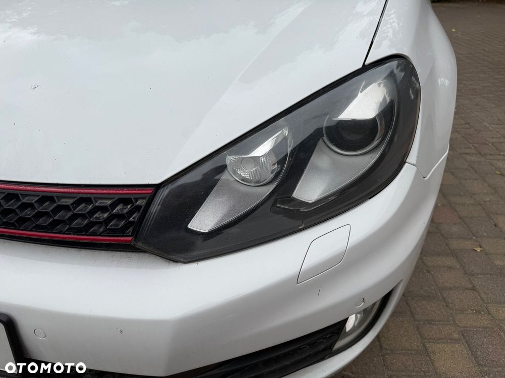 Volkswagen Golf 2.0 GTI adidas - 20