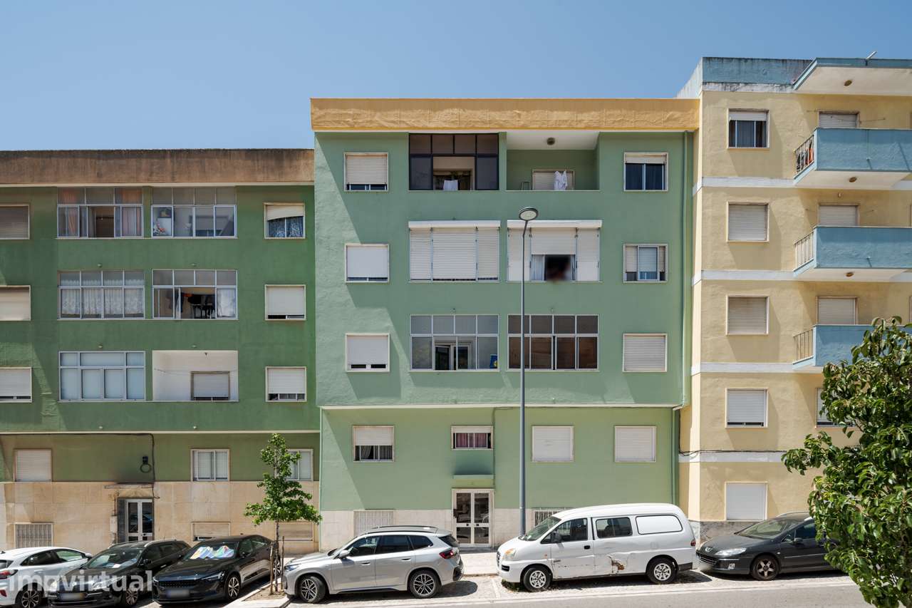 Cacém | T1 Totalmente Remodelado | Um Apartamento que Surpreende - Grande imagem: 2/17