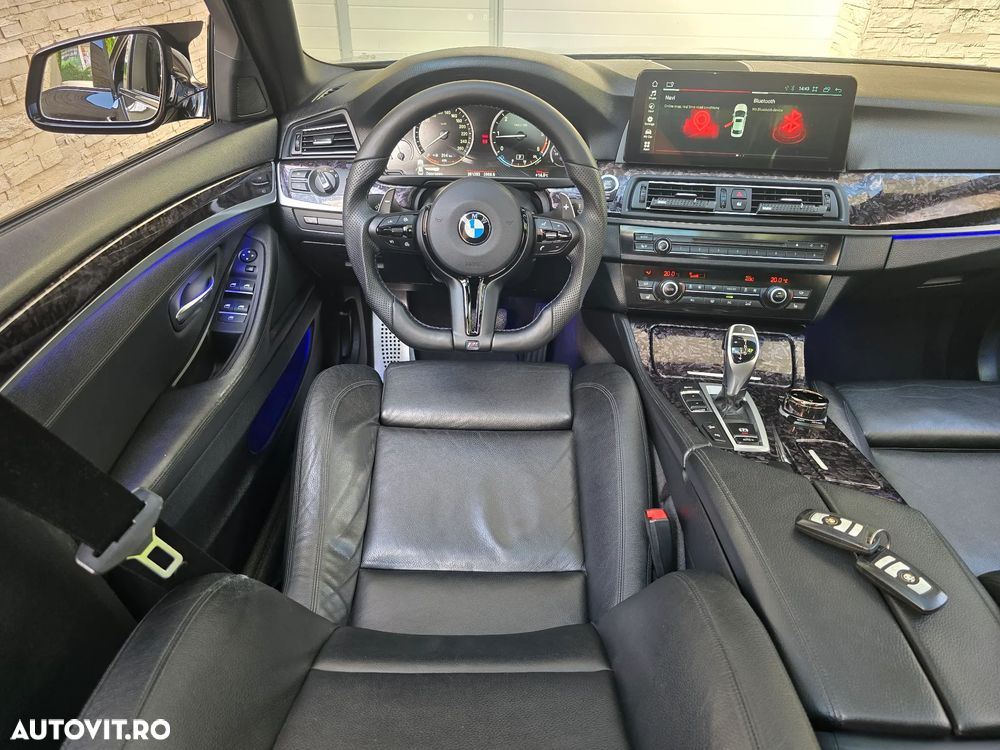 BMW Seria 5 525d xDrive AT - 16