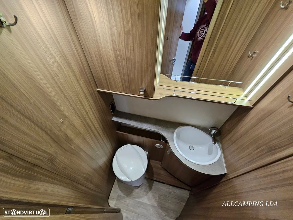 Pilote Sensation P746 CAIXA AUTOMÁTICA CAMA CENTRAL/ BASCULANTE - 42