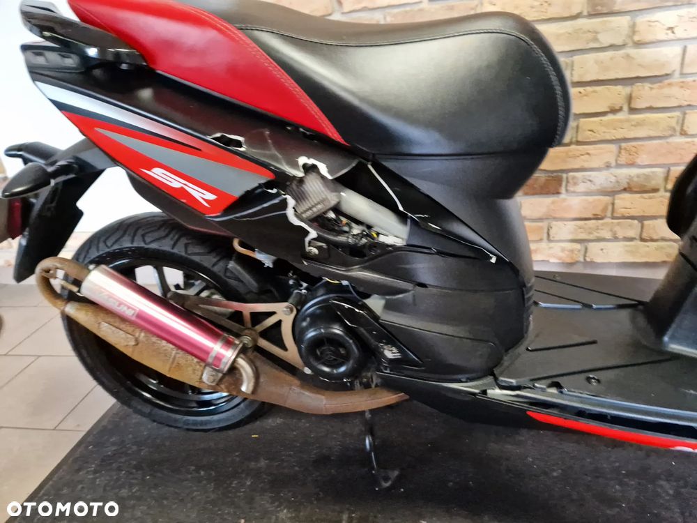 Aprilia SR - 16