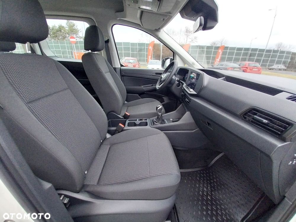 Volkswagen Caddy Caddy silnik: 2,0 l TDI EU6 SCR 75 kW skrzynia biegów: manualna 6 -biegowa rozstaw osi: 2755 mm - 6