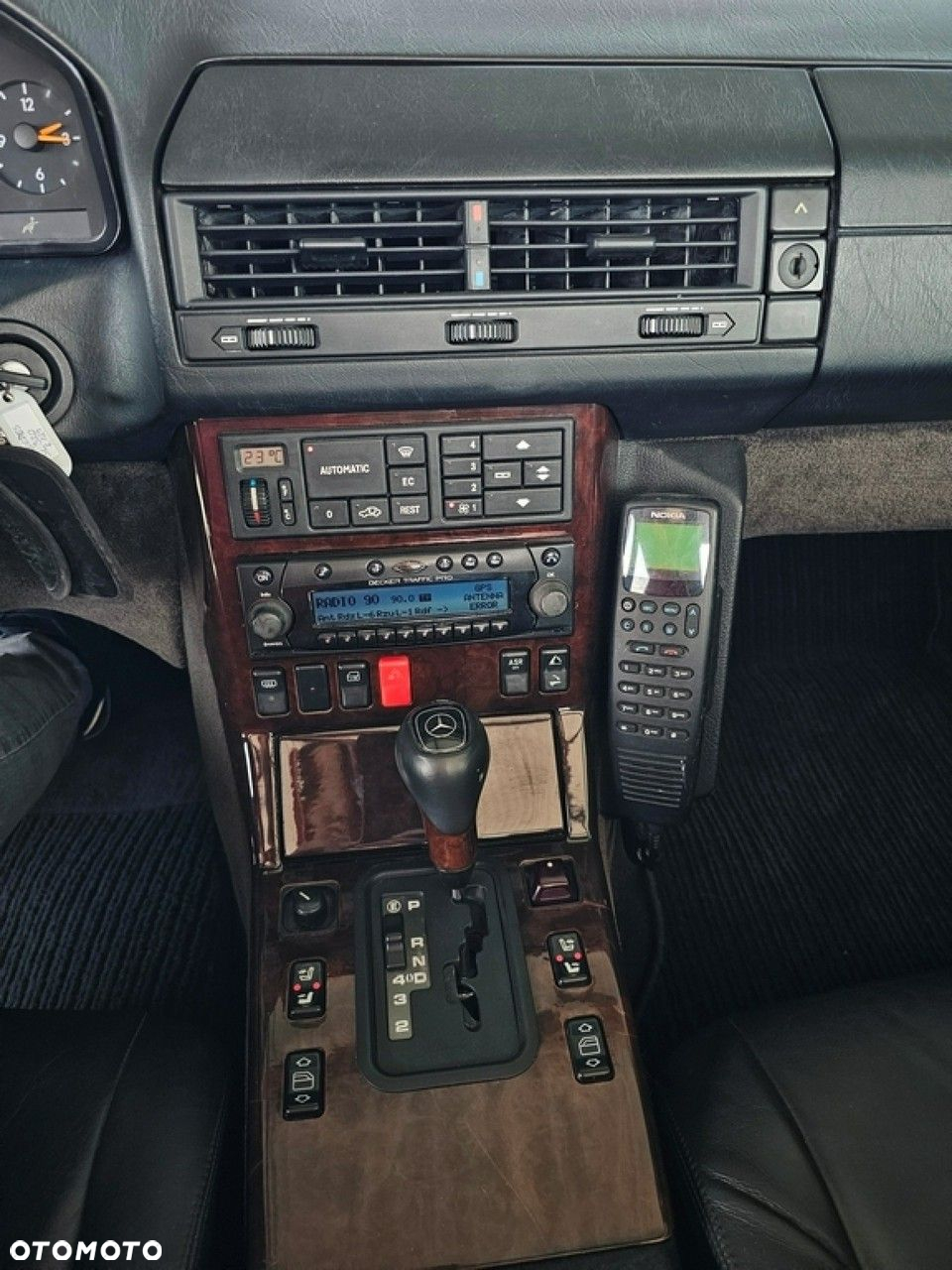 Mercedes-Benz SL - 25