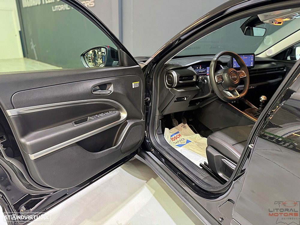 Jeep Avenger 1.2 GSE T3 Altitude - 14